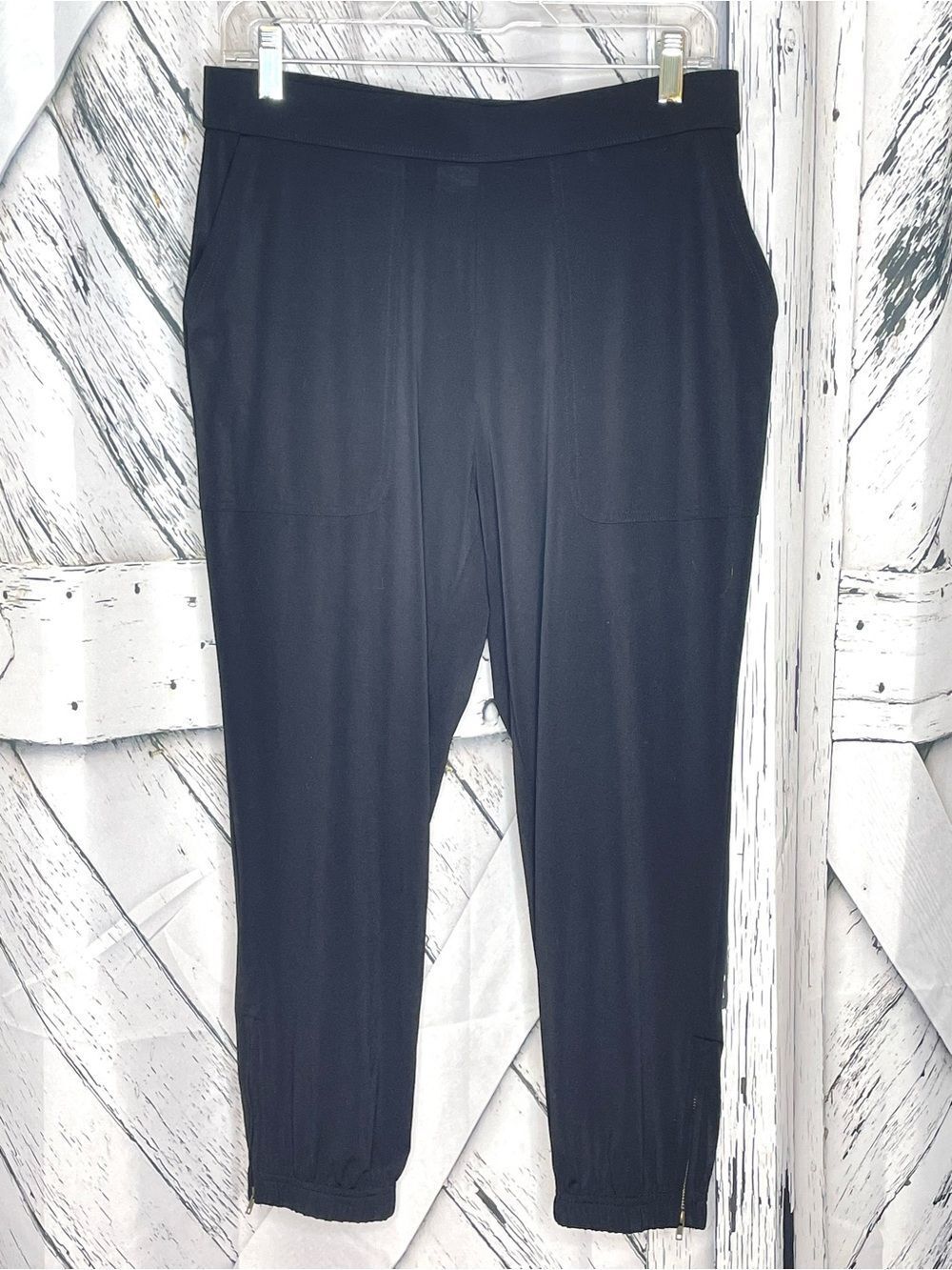 Lisa Rinna Collection black jogger pants pockets, and zippered leg cuffs S